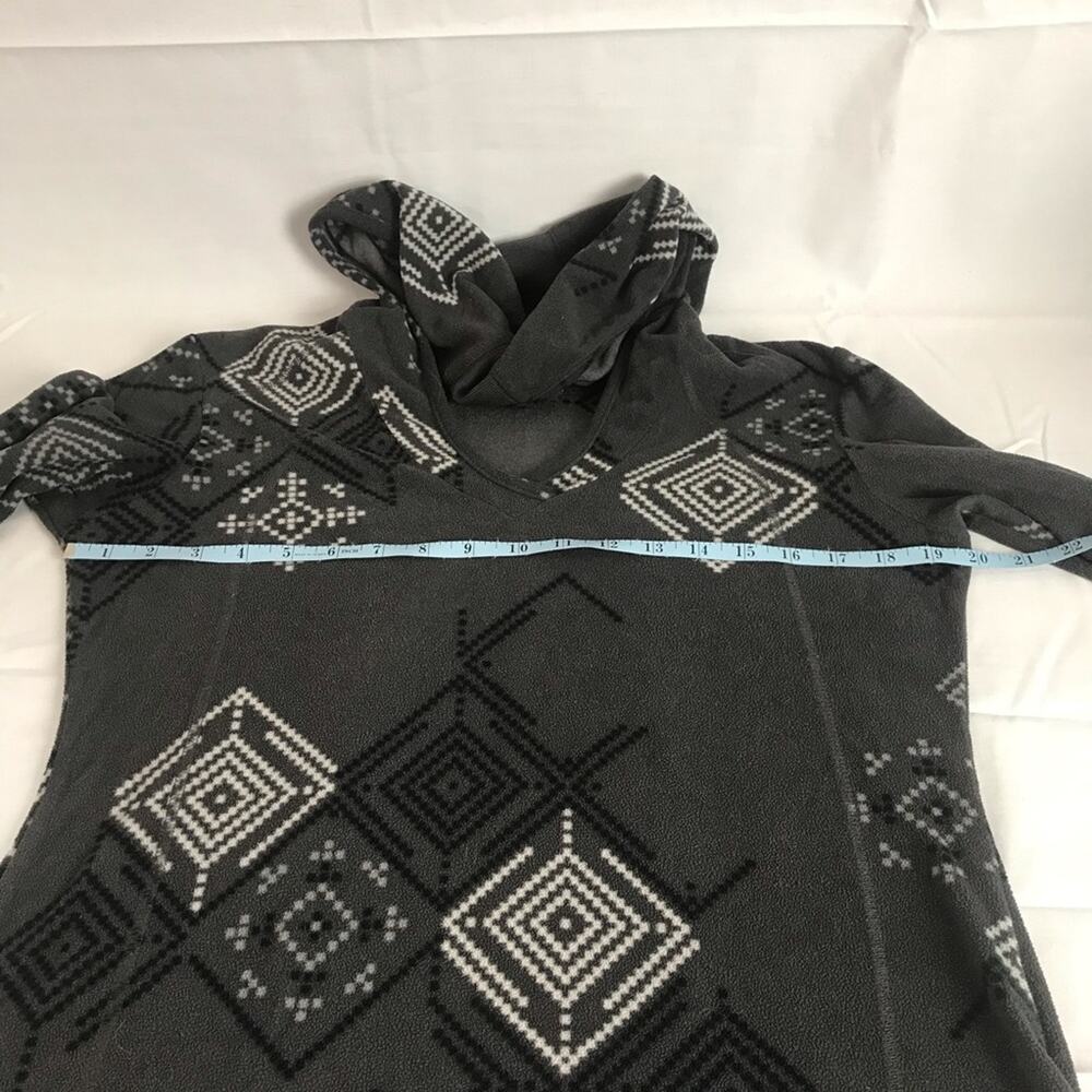 Columbia pull over‎ with hood med - Picture 11 of 13